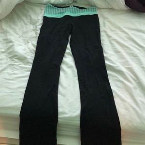 Ivivva flared leggings